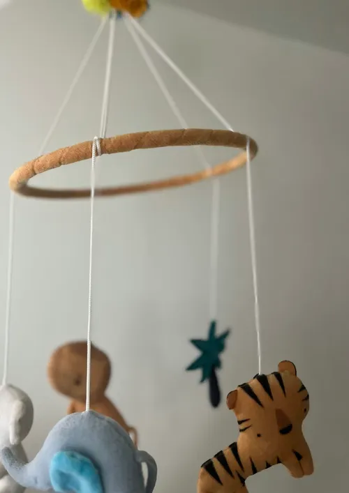 Mobile animaux dans le cabinet